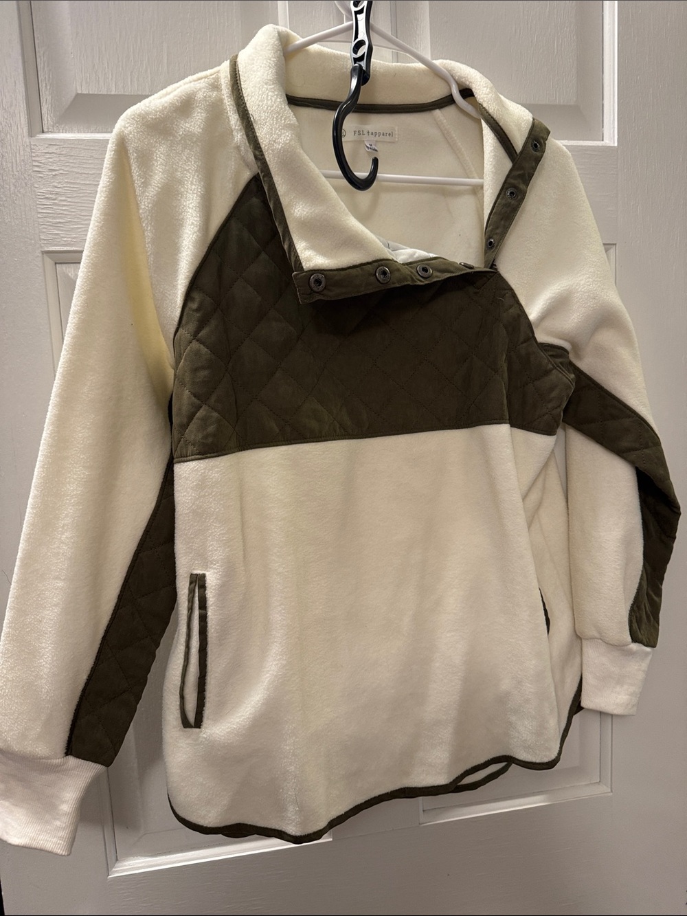 Cozy Two-Tone Fleece Pullover Jacket - Cream & Olive